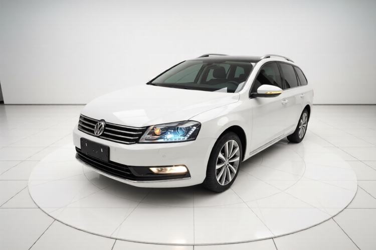 Used Volkswagen Magotan 2012 Travel Edition 2.0 TSI Comfort Version