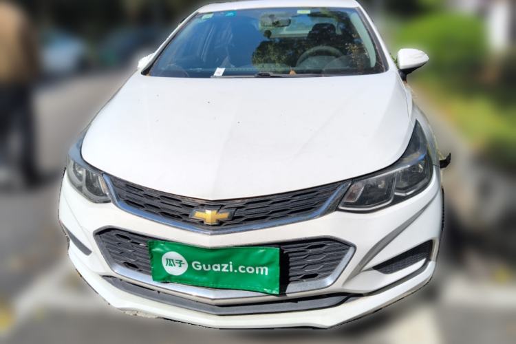 Used Chevrolet Cruze 2018 320 Automatic Pioneer Sunroof Edition