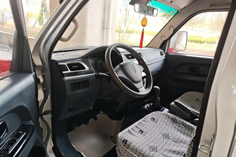 Used Jinbei T5 2023 1.6L Standard Single-Row 3.2m with Rear Dual Wheels
