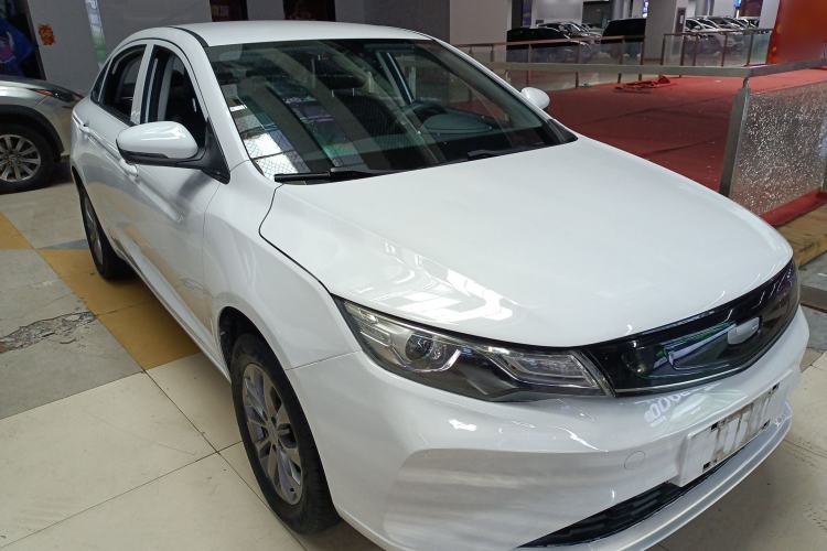 Used Geely Auto Emgrand New Energy 2021 EV Pro Ride-Hailing Edition Front Right 45 Deg