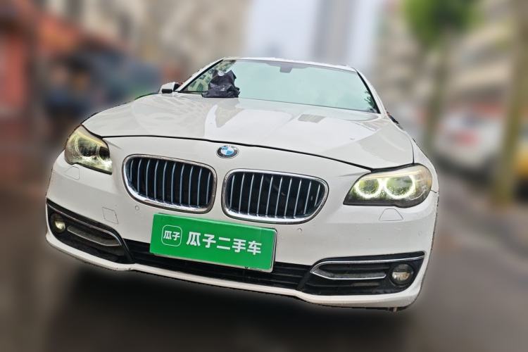 Used BMW 5 Series 2013 525Li Leading Model
