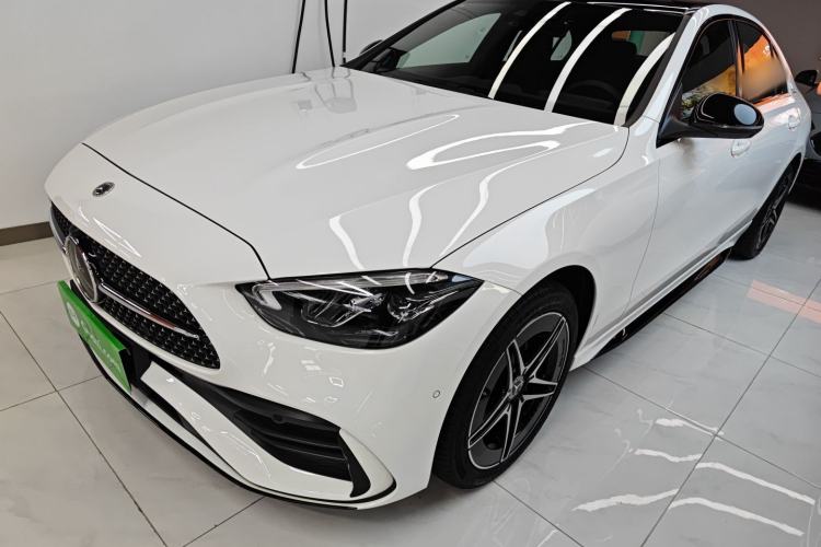 Used Mercedes-Benz C-Class 2024 Facelifted C-Class 260 L Night Edition Sports Version