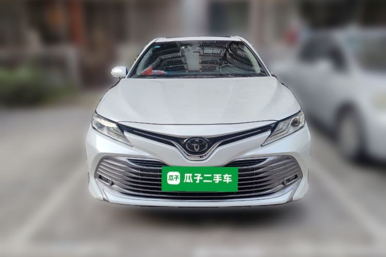 Used Toyota Camry 2018 2.0G Luxury Edition
