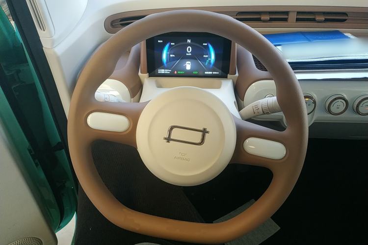 Used Bestune Pony 2026 222km Colorful Horse Steering Wheel