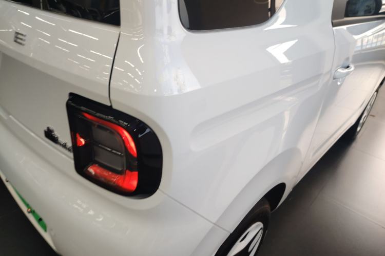 Used Geely Galaxy Panda 2025 210 km – Yuanqi Bear