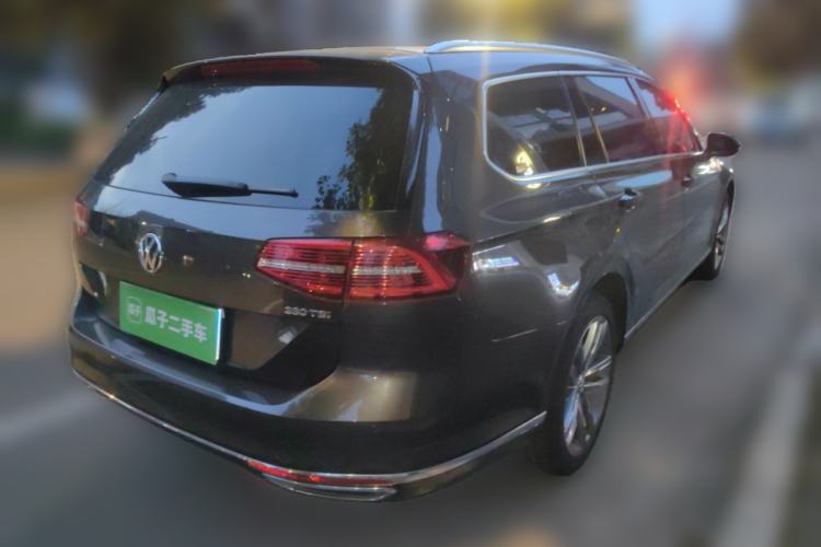 Used Volkswagen Variant 2018 380TSI Two-Wheel Drive Comfort Edition