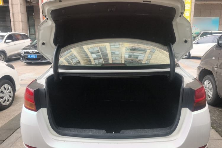 Used Kia K5 2015 2.0L Automatic LUX