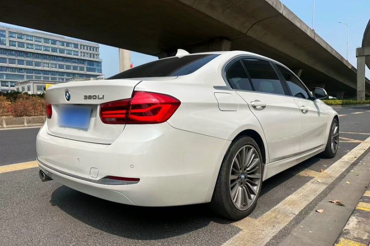 Used BMW 3 Series 2019 320Li Fashion Model
