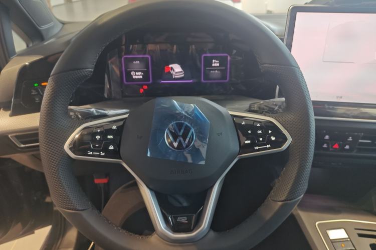 Used Volkswagen Golf 2025 Facelifted II 300TSI R-Line