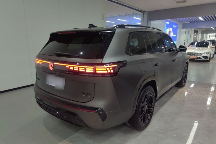 Used Volkswagen Teramont 2025 Tiguan Pro 450TSI Four-Wheel Drive Summit Edition Rear Right 45 Deg