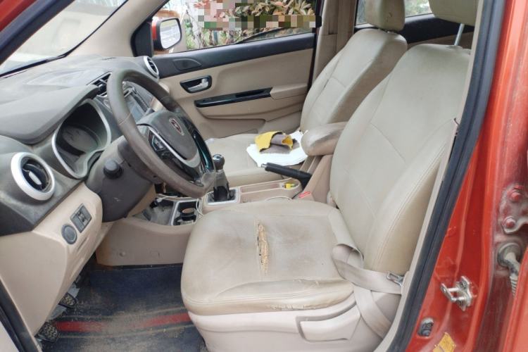 Used Jinbei 750 2015 1.5L Comfort Model Left Front Seat