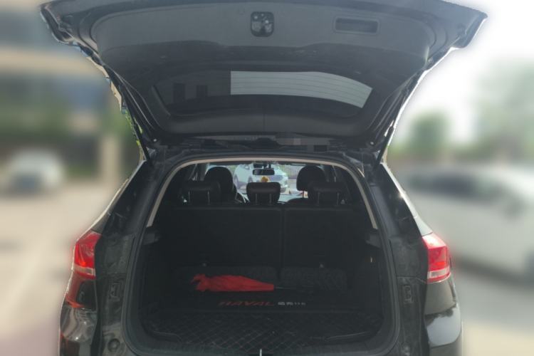 Used Haval H6 Coupe 2018 Red-Label 1.5T Automatic Two-Wheel Drive Ultra-Luxury Model Trunk