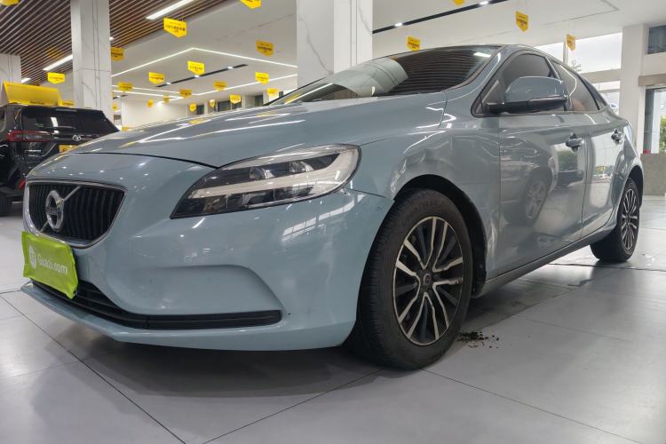 Used Volvo V40 2017 T3 Zhiyi Edition
