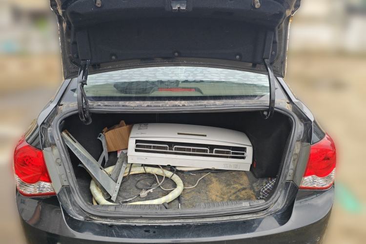 Used Chevrolet Cruze 2013 1.6L SE MT Trunk