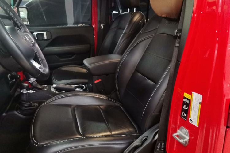 Used Jeep Wrangler New Energy 2021 Four-Door 2.0T 4xe Sahara First Edition
