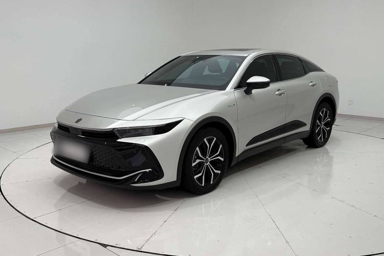 Used Toyota Crown 2023 2.5L SportCross HEV Two-Wheel Drive Prestige Edition