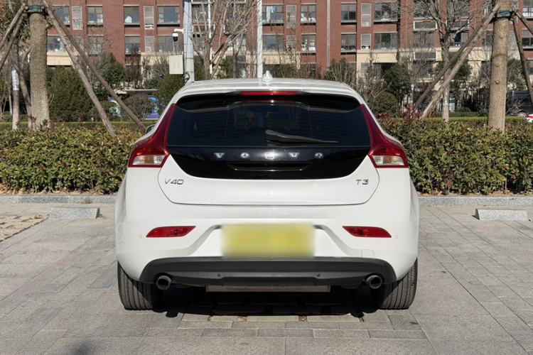 Used Volvo V40 2018 T3 Zhiyi Edition