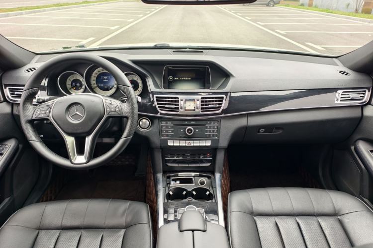 Used Mercedes-Benz E-Class 2015 Facelift E 200 L Sport Edition