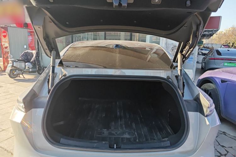 Used Nio ET5 2024 75 kWh