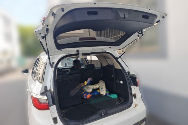 Used BYD Song MAX 2017 1.5T Automatic Smart Connect Elite 7-Seater Trunk