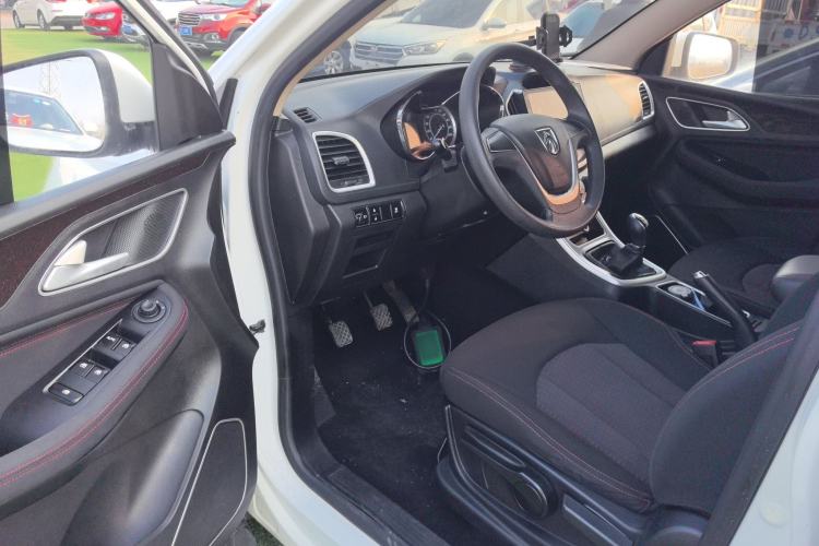 Used Baojun 560 2016 1.8L Manual Value Edition