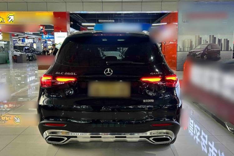 Used Mercedes-Benz GLC 2023 Facelift GLC 260 L 4MATIC Dynamic Version 5 Seats Exterior 4