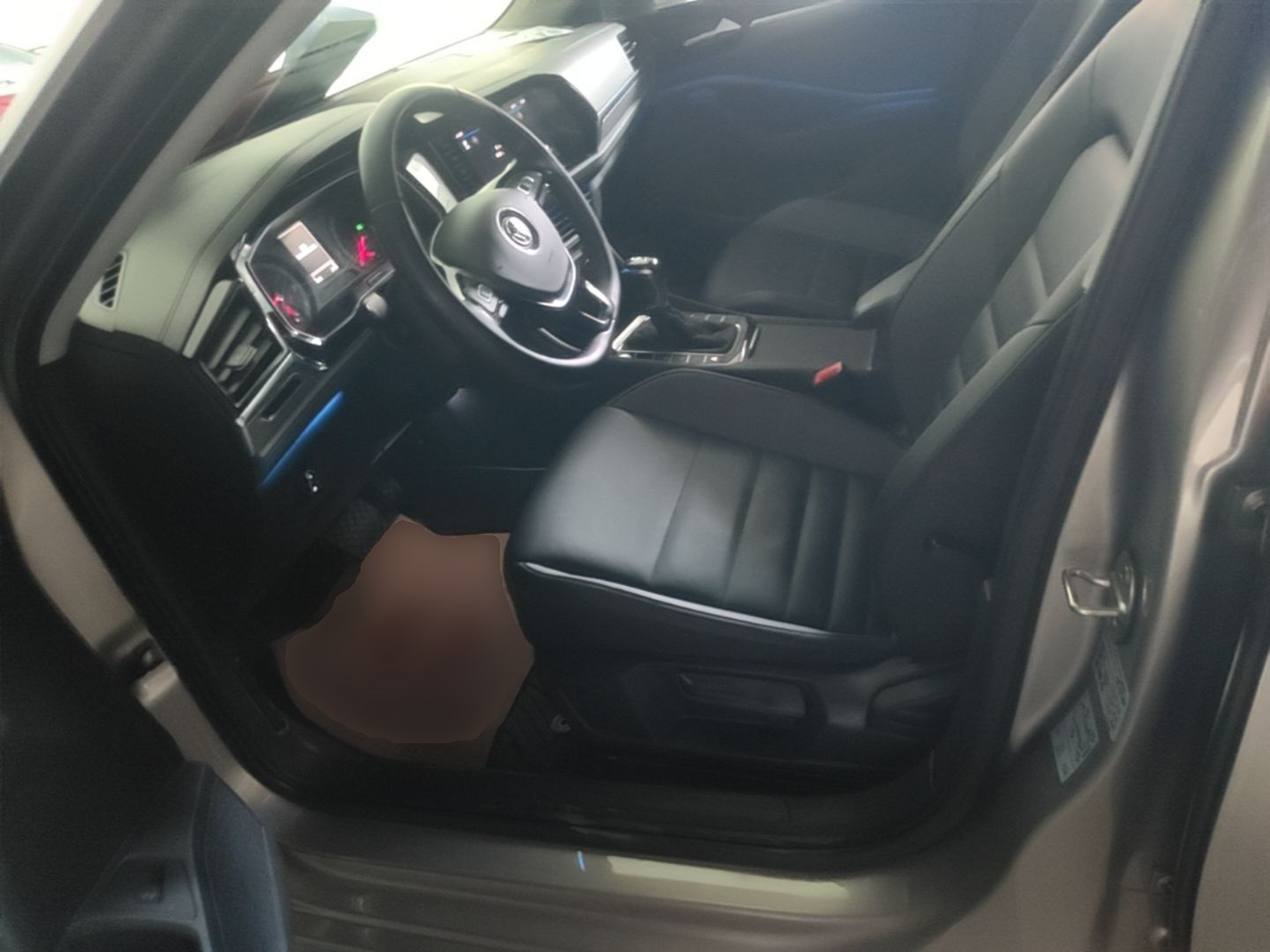 Vepředu