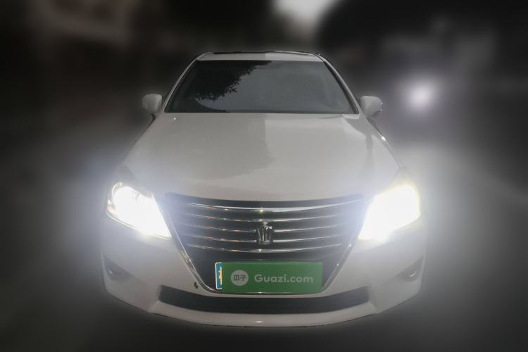 Used Toyota Crown 2012 2.5L Royal Leather Edition Front