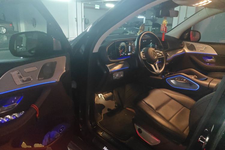 Used Mercedes-Benz GLE 2022 Refreshed GLE 450 4MATIC Stylish Edition Driver Seat