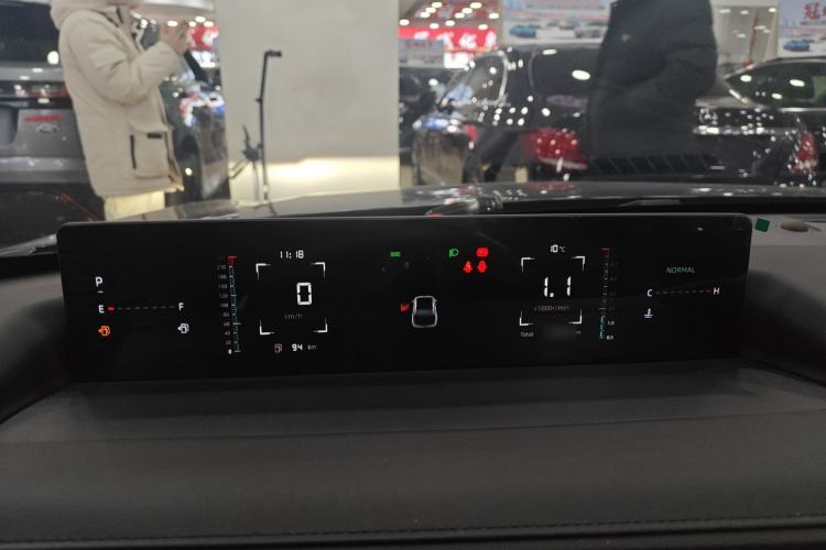 Used CHANGAN Eado 2025 Blue Whale 1.5T 500Bar Prestige Model Instrument Cluster