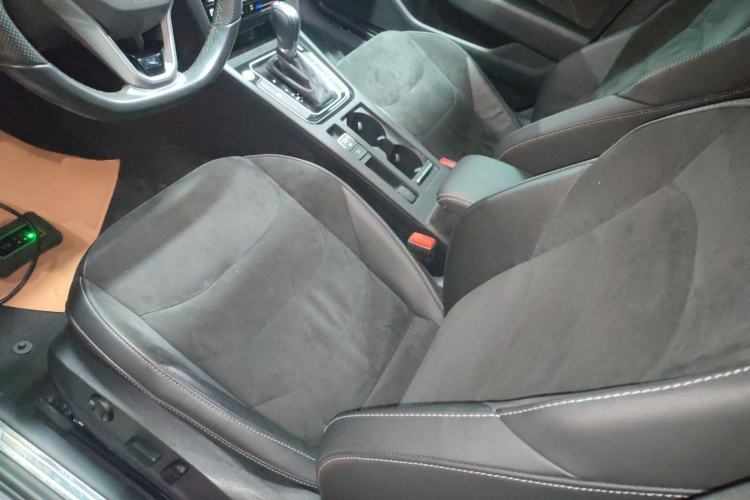 Used Volkswagen FAW-Volkswagen CC 2021 330TSI Ignite Edition Left Front Seat