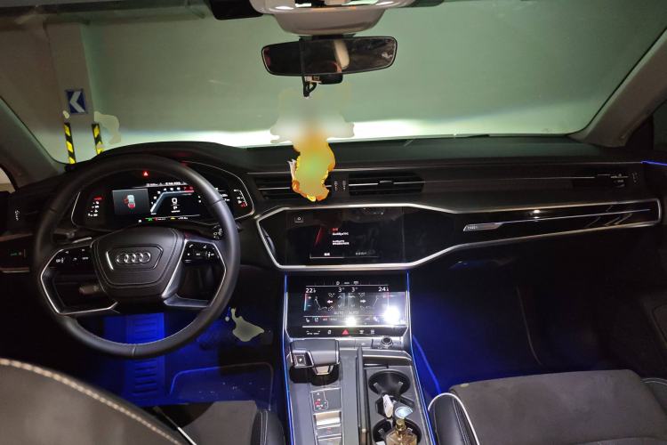 Used Audi A7L 2024 45 TFSI Luxury Edition
