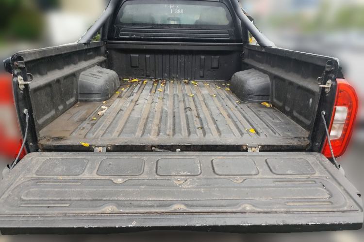 Used Foton Tunland Yutu 2020 2.0T Yutu 8 Diesel Two-Wheel Drive Luxury Long-Wheelbase 4F20TC Trunk