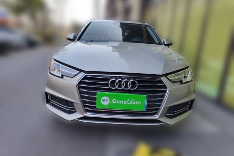 Used Audi A4L 2019 35 TFSI Ambition China VI
