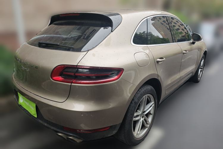 Used Porsche Macan 2014 Macan S 3.0T Rear Right 45 Deg