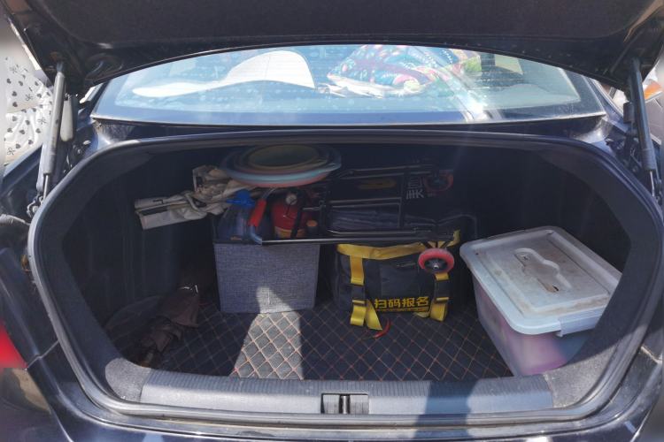 Used Volkswagen Sagitar 2011 1.6L Manual Comfort Version Trunk