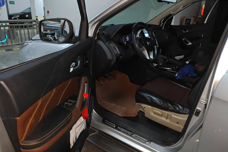 Used JMC Yusheng S350 2016 2.4T Manual 4x4 Diesel Luxury Edition 5-Seater