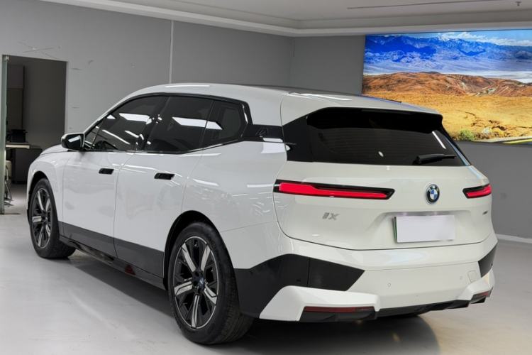 Used BMW iX 2022 xDrive40