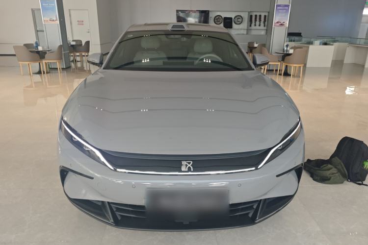 Used BYD Han 2025 DM-i Intelligent Driving Edition 125KM LiDAR Flagship Model Front