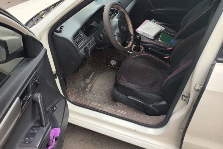 Used Volkswagen Lavida 2013 Revised Classic 1.6L Manual Fashion Edition Driver Seat