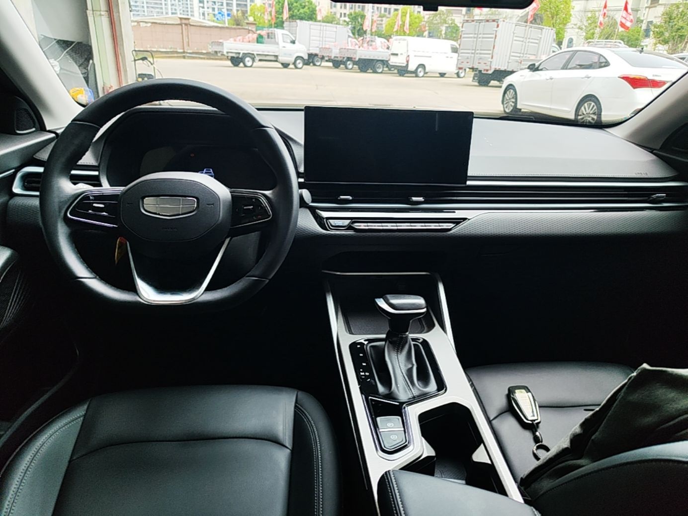 Geely Auto Emgrand 2025 4th Generation 1.5L CVT Luxury Version — снимка 12
