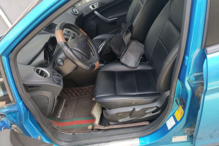 Used Ford Fiesta 2013 Hatchback 1.5L Automatic Fashion Edition Left Front Seat