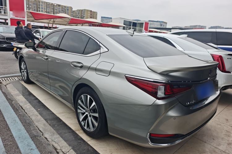 Used Lexus ES 2020 200 Excellence Edition