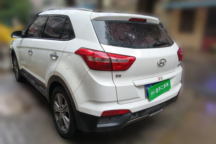 Used Hyundai ix25 2015 1.6L Automatic Two-Wheel Drive Smart GLS Trim Rear Left 45 Deg