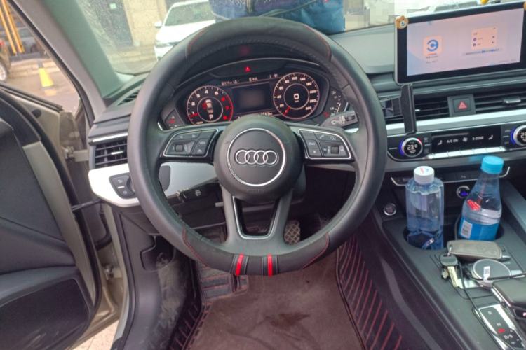 Used Audi A4L 2018 30th Anniversary Edition 40 TFSI Fashion Model