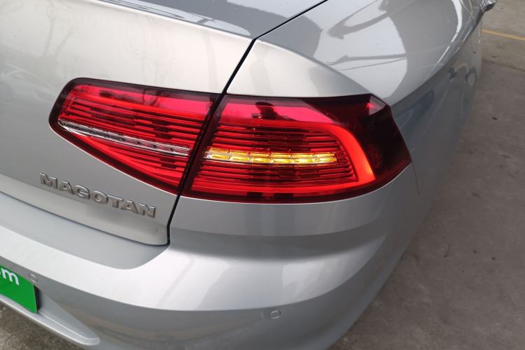 Used Volkswagen Magotan 2018 330TSI DSG Advanced Model
