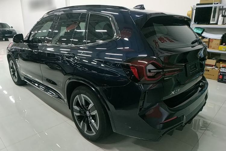 Used BMW iX3 2022 Updated Leading Version
