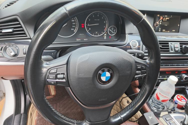 Used BMW 5 Series 2017 520Li Elegant Edition
