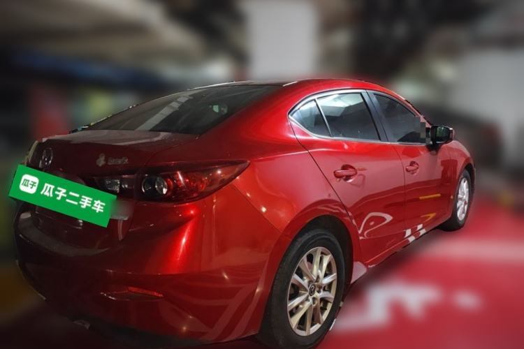Used Mazda 3 Axela 2014 Sedan 1.5L Automatic Luxury Model
