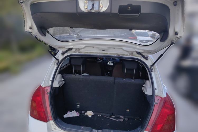 Used Suzuki Swift 2012 1.3L Manual Value Edition